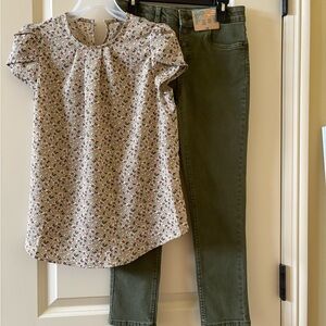 Floral Blouse and Olive Green Pants Set